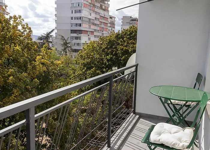 公寓 1bd Sea Garden Retreat With Dedicated Workspace By Flat Mаnager