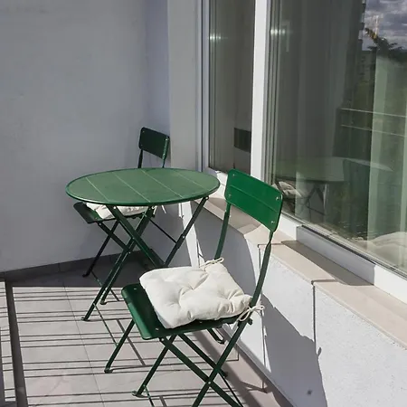 1bd Sea Garden Retreat With Dedicated Workspace By Flat Mаnager