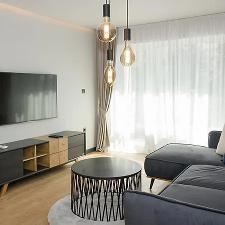 דירה 1bd Sea Garden Retreat With Dedicated Workspace By Flat Mаnager *